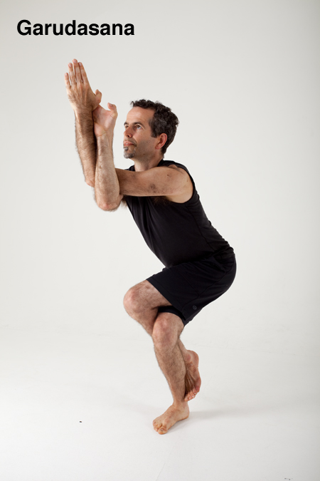 garudasana_010